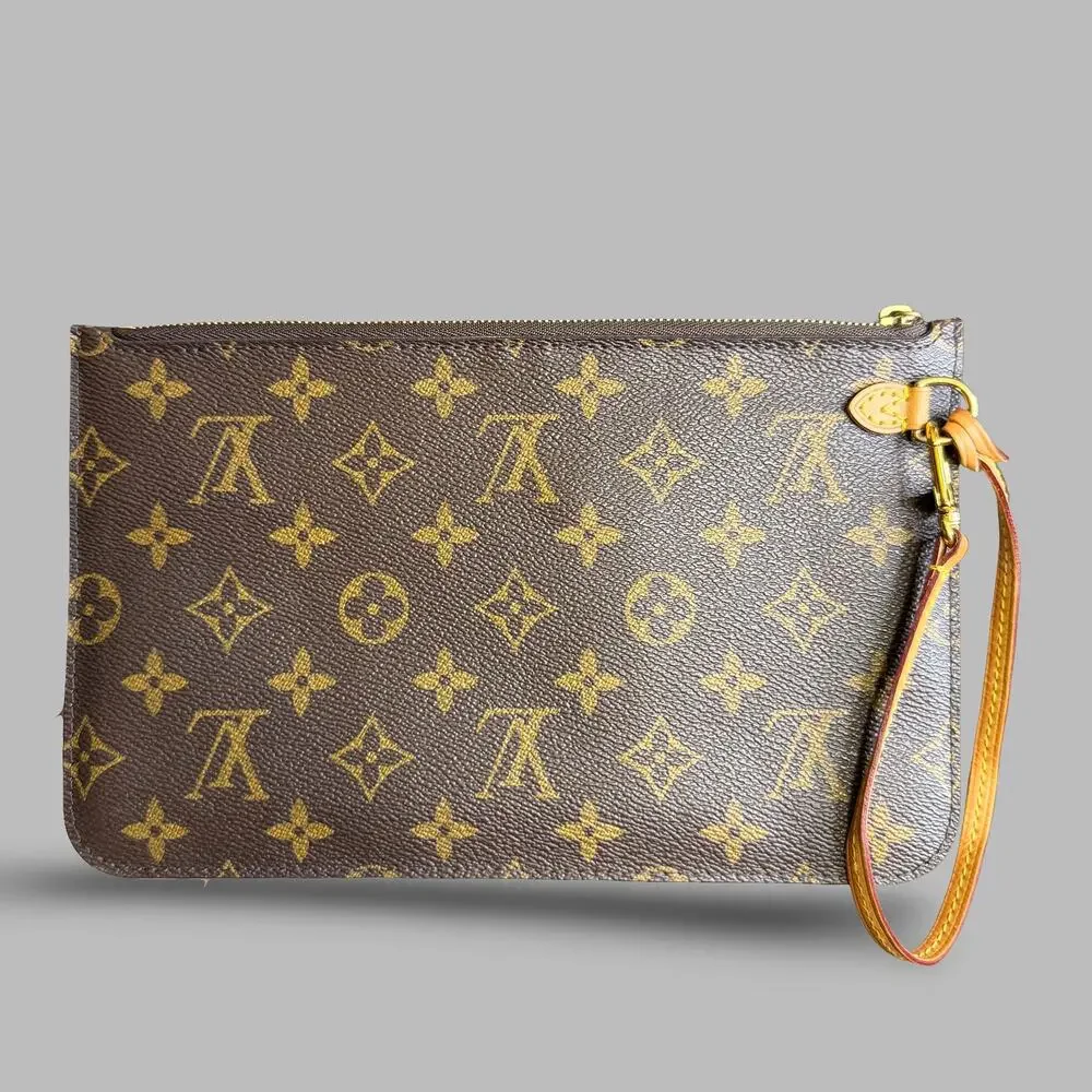 Louis Vuitton Monogram Neverfull Pouch With Wristlet Strap